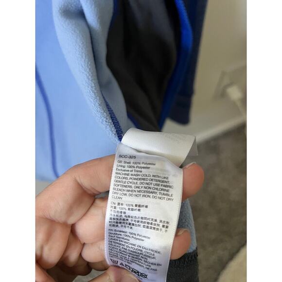 Marmot women's jacket/zip up size medium - Picture 2 of 5